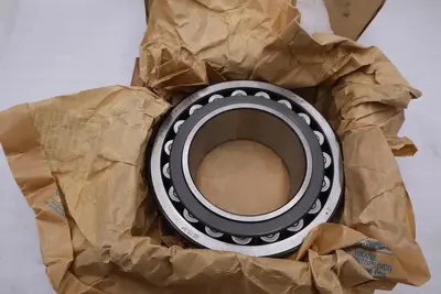 SKF 23220 CCK/W33 Spherical Roller Bearing - STOCK CC90