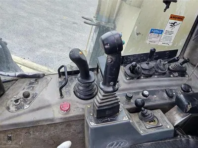 Used 2003 INGERSOLL-RAND CM-780D BLASTHOLE Drill Rigs Pennsylvania US | East West Machinery & Drilling #1415548