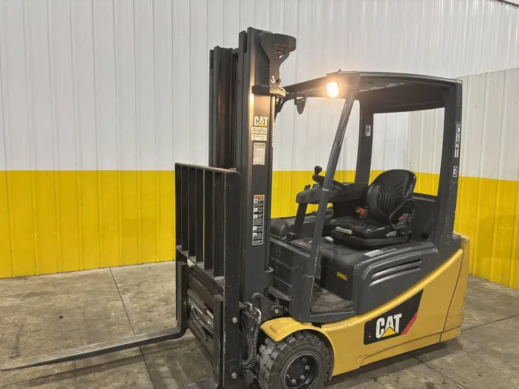 Used CAT _UNKNOWN_ Misc Forklifts Ohio US | Yoder Brothers machinery 24 #88307
