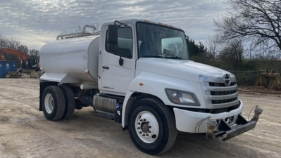 USED 2017 Hino 338