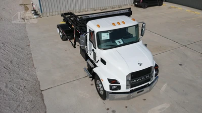 New | in-Stock 2025 MACK MD6 Rolloff Trucks Texas US | Roll Off Truck World #1491867