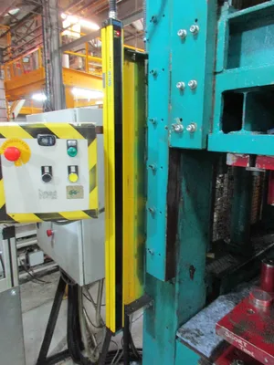 Hounsell 200ton press