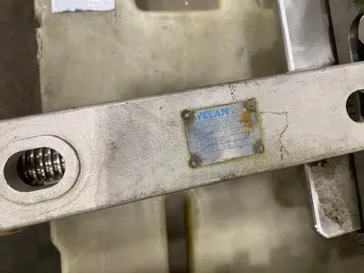 USED DEZURIK, VELAN, EC SIZE 6"