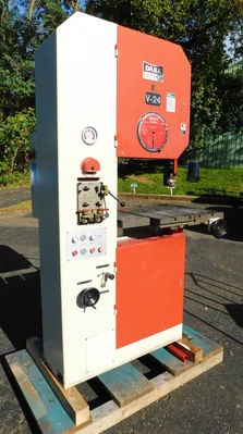 USED DAKE JOHNSON BAND SAW V-24