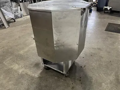 215L Octagonal Jacketed Balance Tank