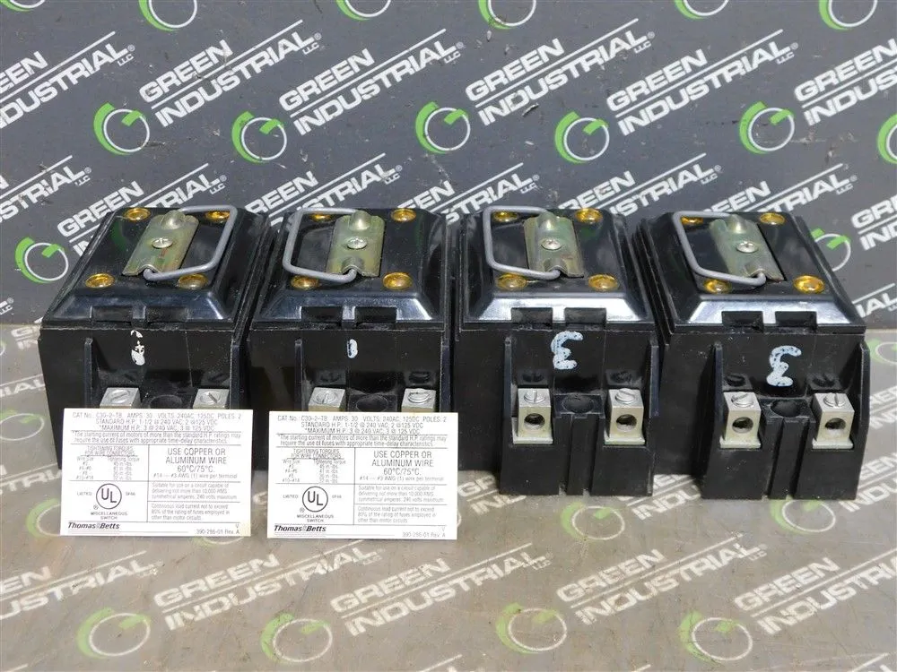 Lot of 4 Thomas&Betts C30-2-TB Dead Front Fuse Holders 30A 240VAC 125VDC 2P Used
