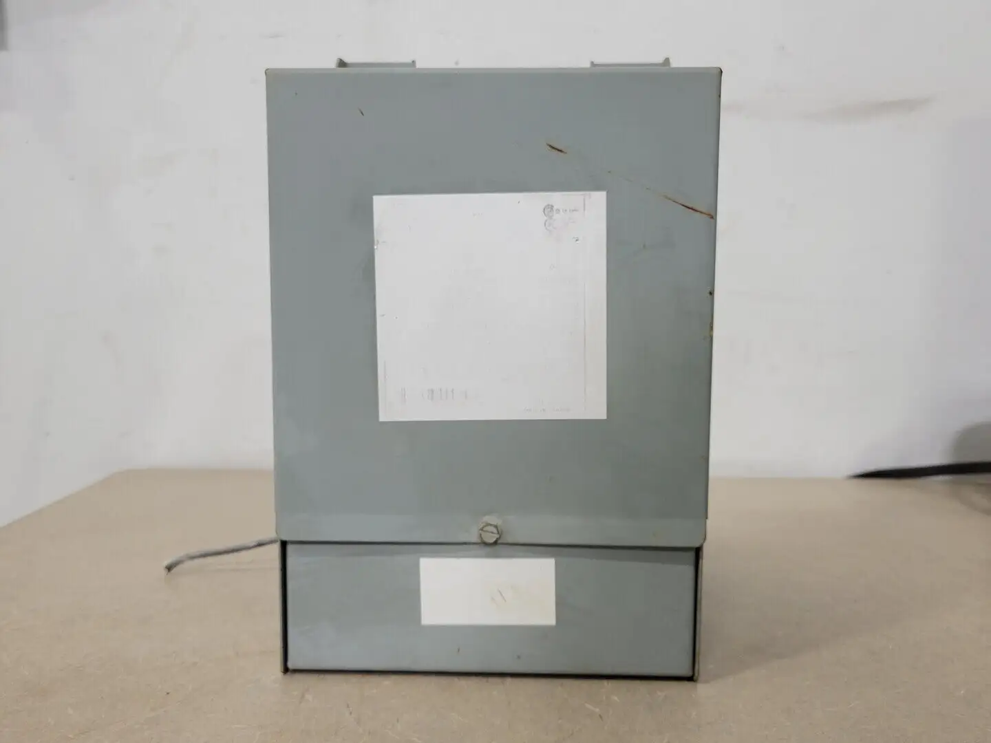 USED HAMMOND POWER SOLUTIONS INC. C1F003LES