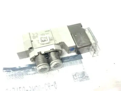 NEW SMC SINGLE SOLENOID VALVE, BODY PORTED, DC