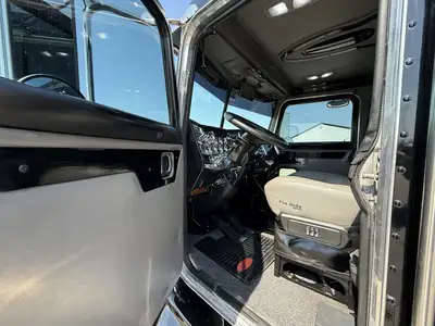 Used 2007 PETERBILT 335 Conventional trucks Texas US | MCO Truck & Equipment #1513818