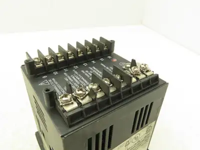Honeywell UDC2300 Mini-Pro Temperature Controller DC230L-E0-00-10-0000000-00-0