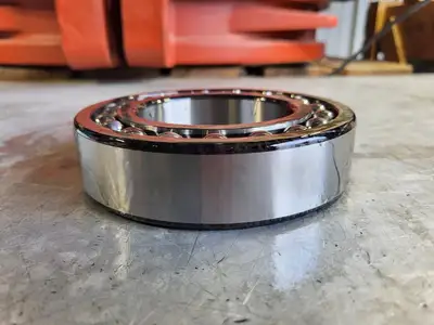 NEW SKF 2217K