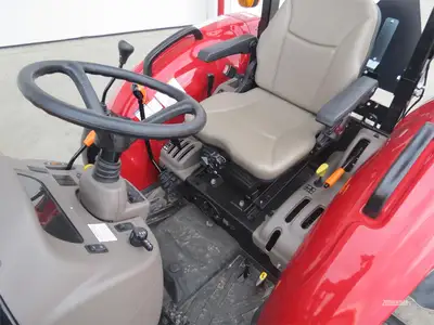 New | in-Stock 2026 CASE IH FARMALL 45C Sub-Compact & Compact Tractors Pennsylvania US | Zimmerman Farm Service #1410471
