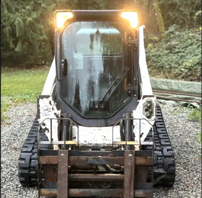 BOBCAT T590 Compact Track Loaders | Alan Ross Machinery (3)