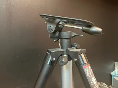 Tiffen/Davis Professional Heavy Duty Tripod