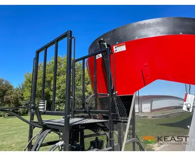 Used CLOVERDALE _UNKNOWN_ Feeder Wagons Iowa US | Keast Enterprises #1360075
