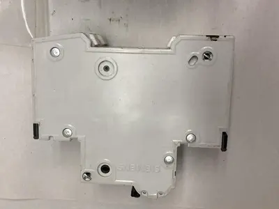 Used SIEMENS 5SY4204-7 Miscellaneous Equipment (Electrical & Power) | Surplus Asset Holdings #1201616