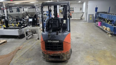 5,000 LB Mitsubishi FGC25K Forklift