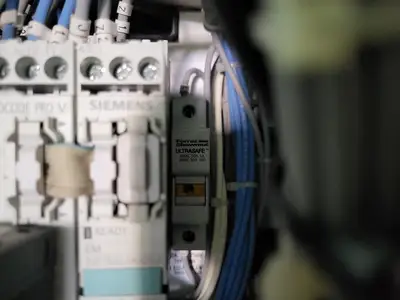 Full Voltage Non-Reversing MCC Bucket Size 2