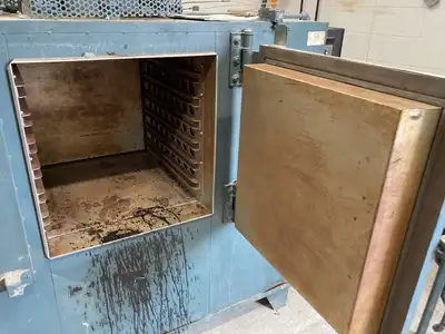USED 1900 GRIEVE HA-500