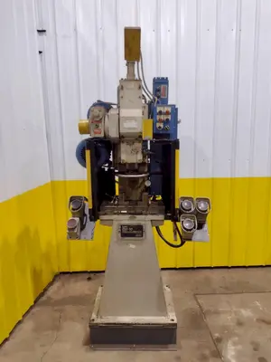 10 TON IMPCO MODEL MR-10 STRAIGHTENER PRESS: STOCK #10125