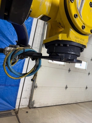 2015 FANUC FANUC R2000IB/185L 6 Axis Robots | K.B. Industries LLC (8)