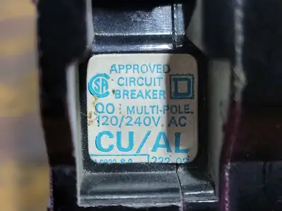 USED SQUARE D QO215