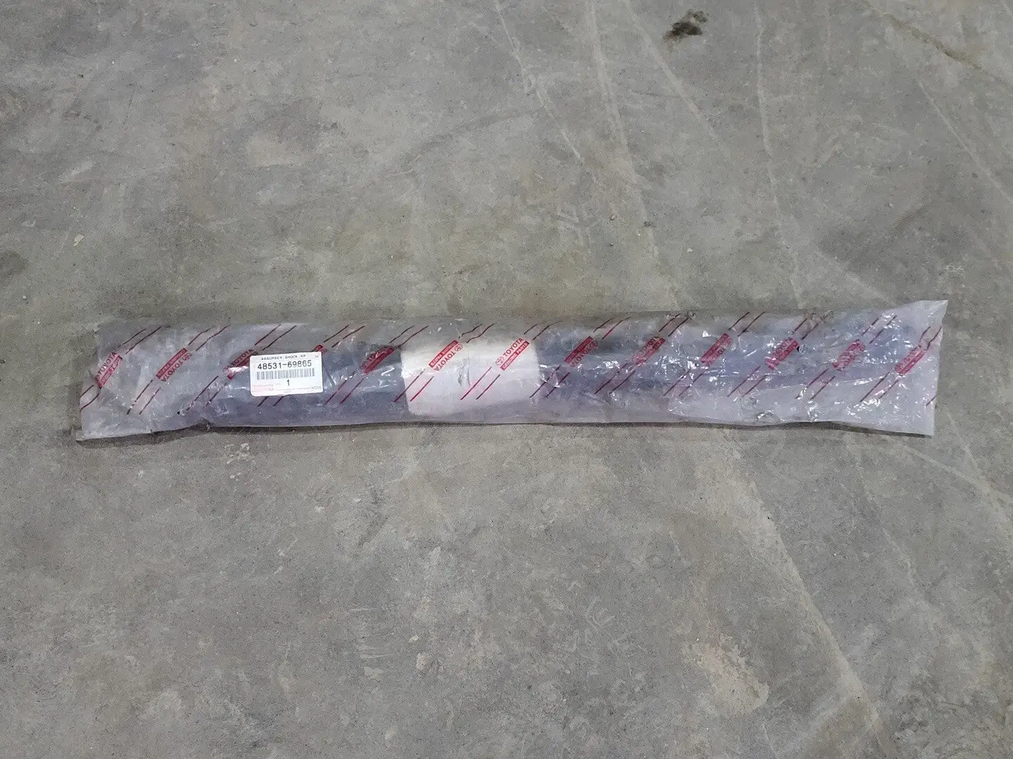 NEW TOYOTA 48531-69865
