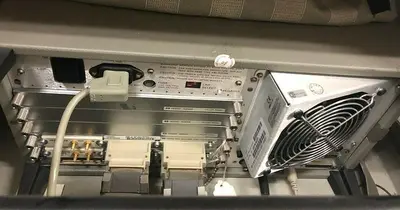 HEWLETT PACKARD 16500C LOGIC ANALYSIS SYSTEM 16500-40502 x3, 16555D Analyzer