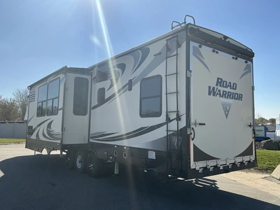 Used 2017 HEARTLAND ROAD WARRIOR Campers, Caravans, Motorhomes Michigan US | Miedema Asset Management Group #1579168