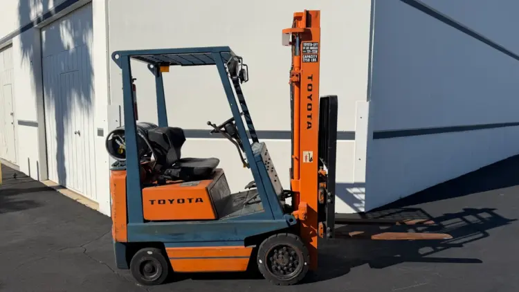 Used 2000 Toyota 42-3FGC15 Misc Forklifts California US | Rubbl #973086