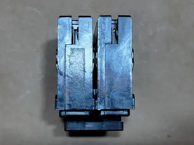 USED CUTLER-HAMMER BR215