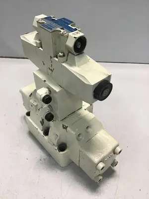 USED VICKERS DG5V-H8-6C-E-T-P7-H-80-JA541