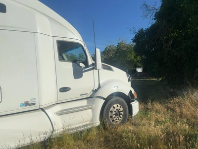 Used 2020 KENWORTH T680 Conventional trucks California US | Revelation Machinery #1277592