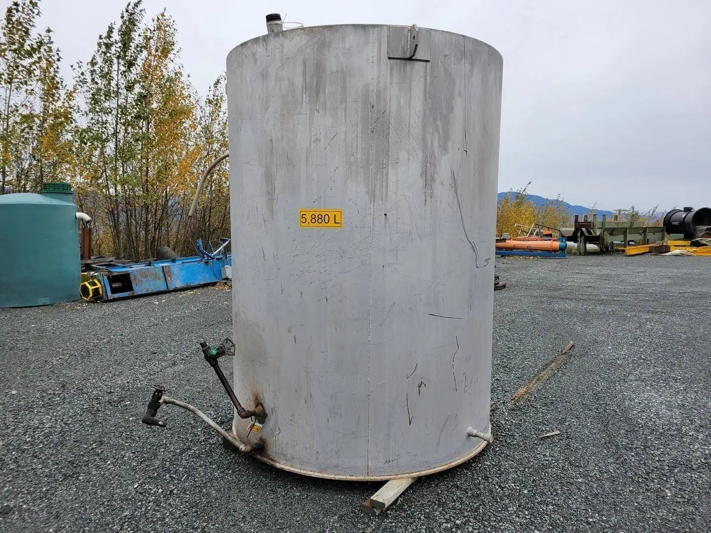 5,880 L Steel Tank