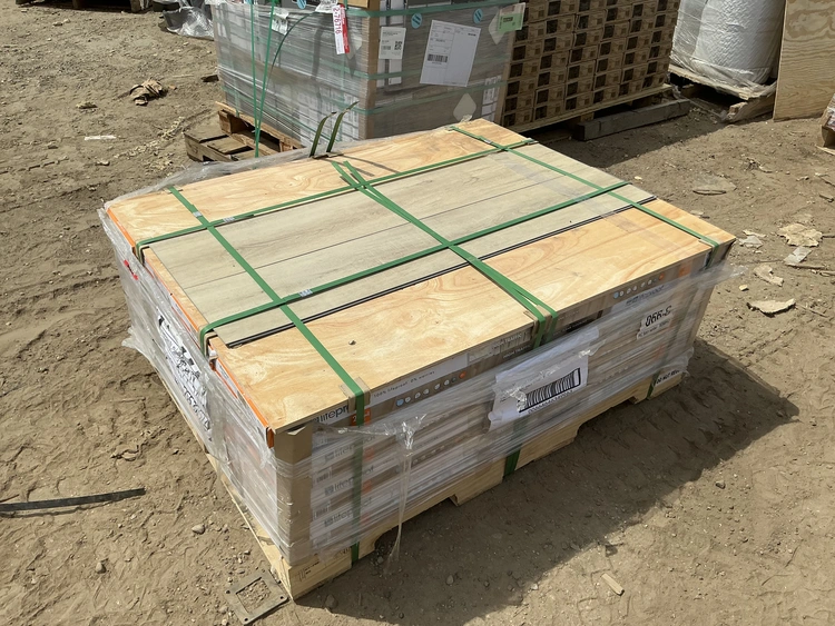 Used _UNKNOWN_ _UNKNOWN_ Flooring, Windows, and Doors Michigan US | Miedema Asset Management Group #1180561
