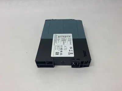 USED SIEMENS SIRIUS REVERSING STARTER, SCREW-TYPE MISSING COVER