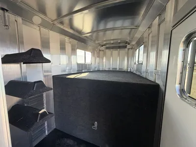 New | in-Stock 2025 4 STAR HORSE TRAILER Livestock Trailers Minnesota US | Carco Truck & Equipment #1513893