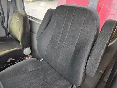 USED 2013 PETERBILT 365