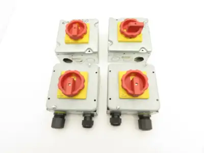 Siemens 3LD2203-0TK53 Rotary Disconnect Switch 2-Gang Steel Outlet Box Lot of 4