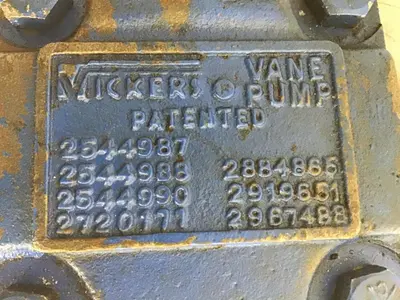 USED VICKERS 4520V60A11