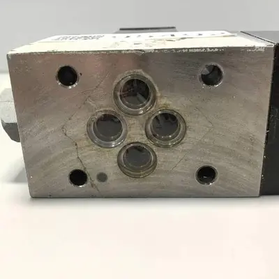 USED VICKERS DG4V32AMP7H750