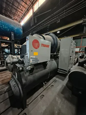 TRANE CVHE400 Chiller | ESS Industrial Equipment Sales (21)