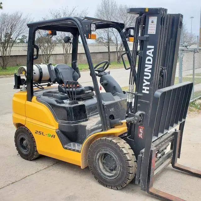Used 2021 HYUNDAI 25L-9A Internal Combustion Forklifts: Pneumatic Tire Illinois US | Somerset Equipment Sales #1546255