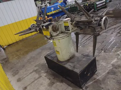 3,000 LBS C.W.P. MODEL #2.5 RD DUAL COIL REEL UNCOILER: YOBRO #25066