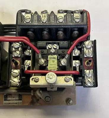 Used ALLEN BRADLEY 715AAA11A PLC Contactors Ohio US | Surplus Asset Holdings #1237643
