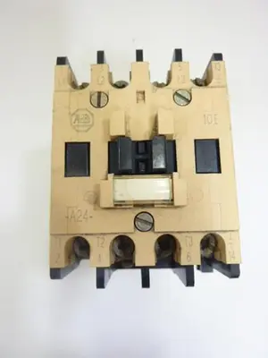 USED ALLEN BRADLEY 100-A24ND3 SER C