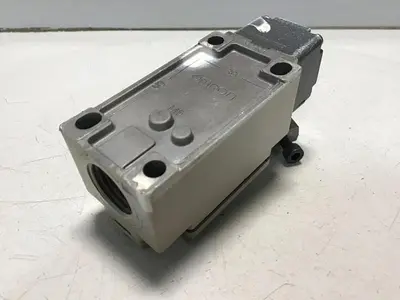 USED OMRON D4B-2115N-R
