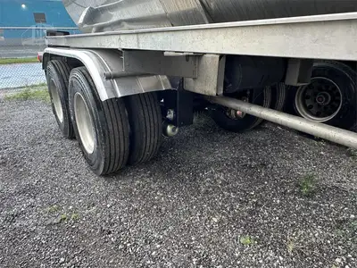 Used 2000 TREMCAR _UNKNOWN_ Tanker Trailers Indiana US | Lakeshore Equipment Sales #1546600