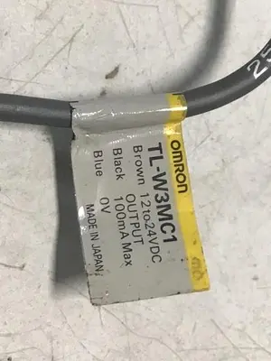 USED OMRON TL-W3MC1