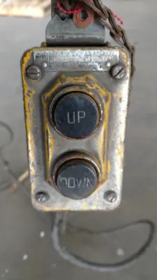 SPC9230  Material Handling Equipment 1,000 lbs. P&H cable hoist